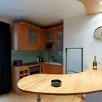 Elegant 2Br - Sleeps 7 - Walk To Arc De Triomphe