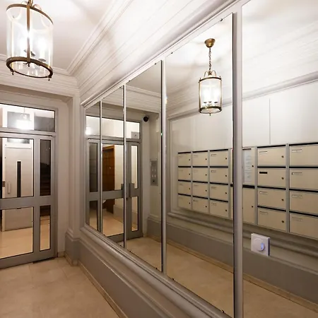 Elegant 2Br - Sleeps 7 - Walk To Arc De Triomphe