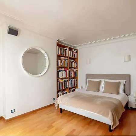 Elegant 2Br - Sleeps 7 - Walk To Arc De Triomphe Apartment